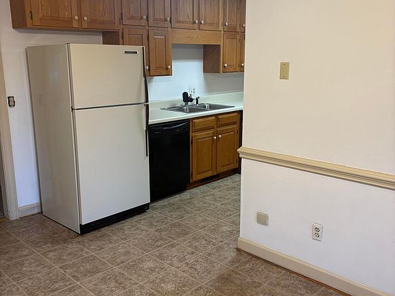 5th image of 7213 Ridgefield Ct