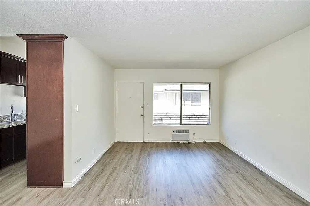 Building Photo - 1024 S Atlantic Blvd #11