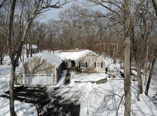 128 Pound Rd, Cumberland, RI 02864