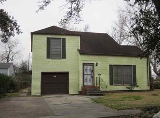 2345 Oaklawn Ave, Port Arthur, TX 77642