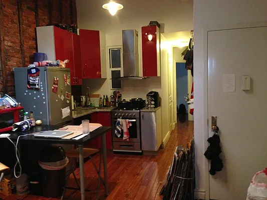 Rented by David Francis New York LLC | media 80