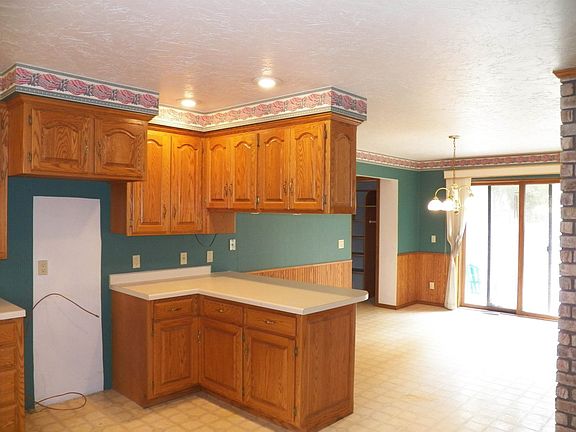 4th image of 2774 Baylite Dr