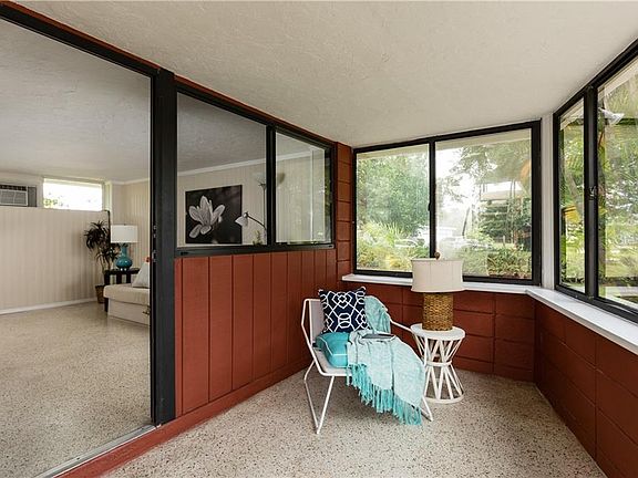 5th image of 880 69th Ave S