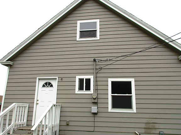 2nd image of 208 N Alder St