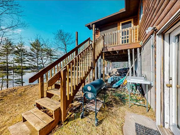 4th image of 1925 E Mitten Lake Ln
