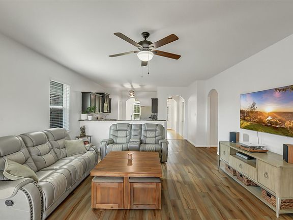 5th image of 20642 Fresh Hills Ct
