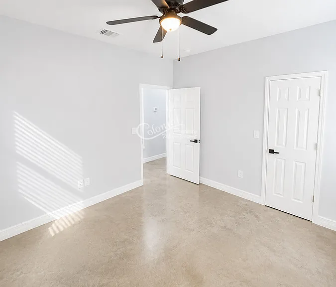 901 Mimosa Dr #B — Photo 4