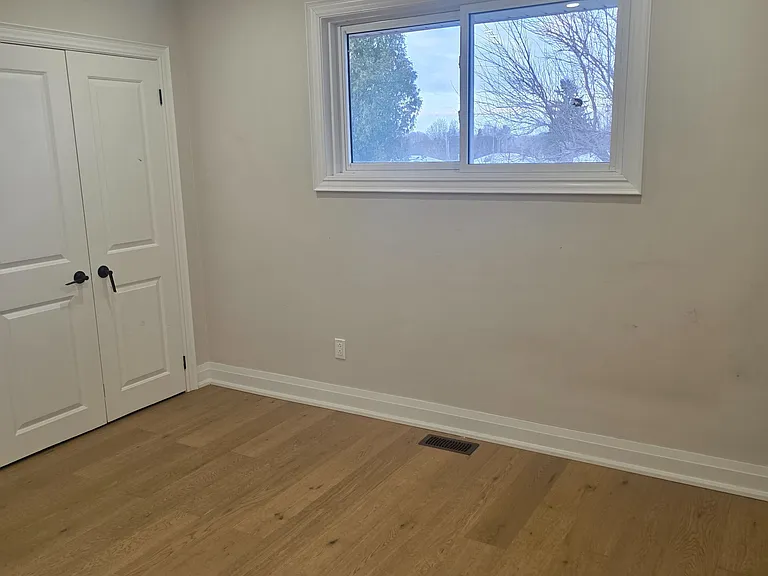 134 Keewatin St S — Photo 5