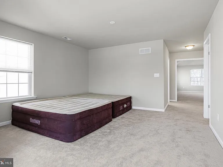 243 Wavyleaf Dr — Photo 27