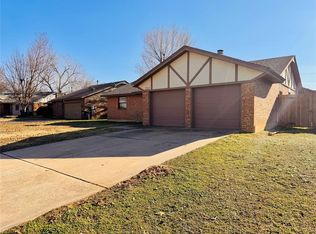312 Cherryvale Rd, Edmond, OK 73003