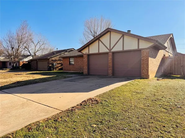 312 Cherryvale Rd, Edmond, OK 73003