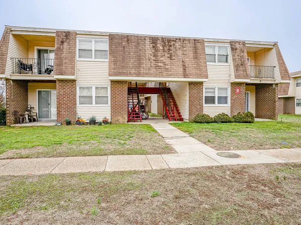 10-3 Florence Tollgate Pl, Florence, NJ 08518