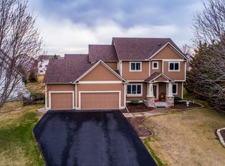 10505 Pinnacle Way, Woodbury, MN 55129