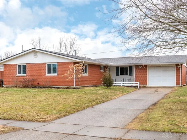 1110 Peidmont Dr, Fairborn, OH 45324