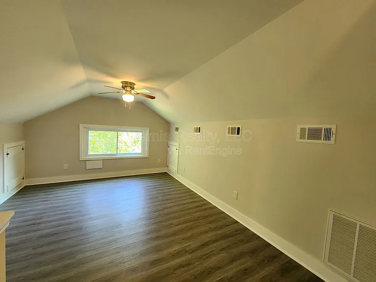 2663 Blount St — Photo 11