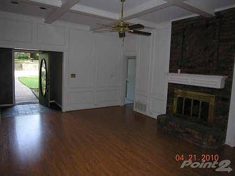 2nd image of 1505 Barclay Dr