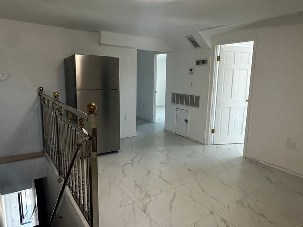 (undisclosed Address)