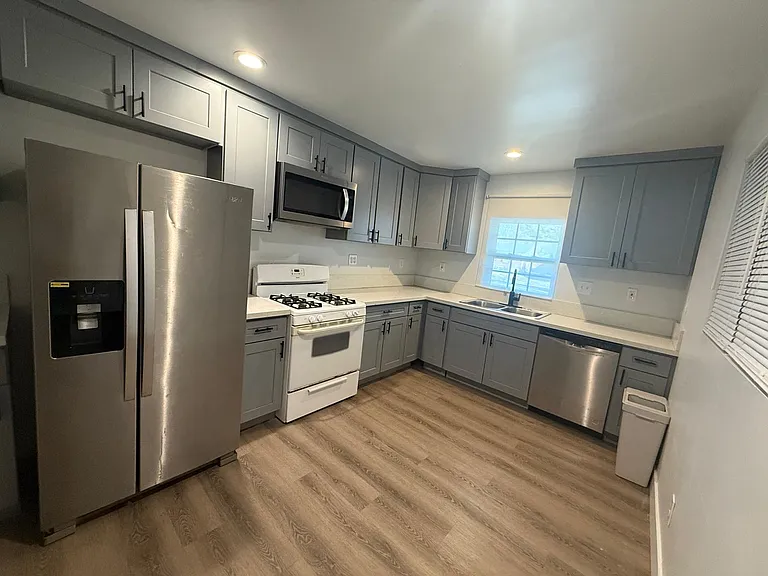 1723 S Perkins Rd — Photo 21