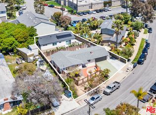 326 Hamilton St, Costa Mesa, CA 92627