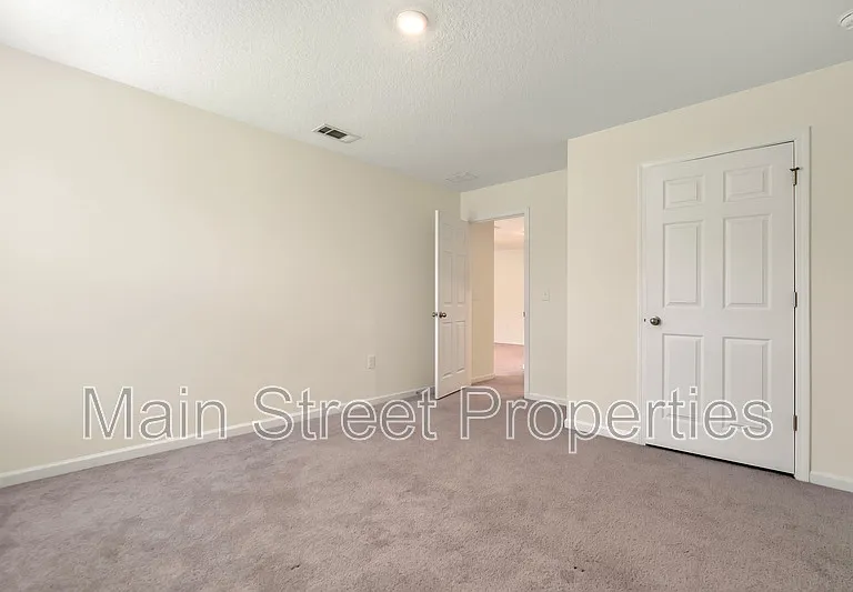 8724 Schooner Ln — Photo 12