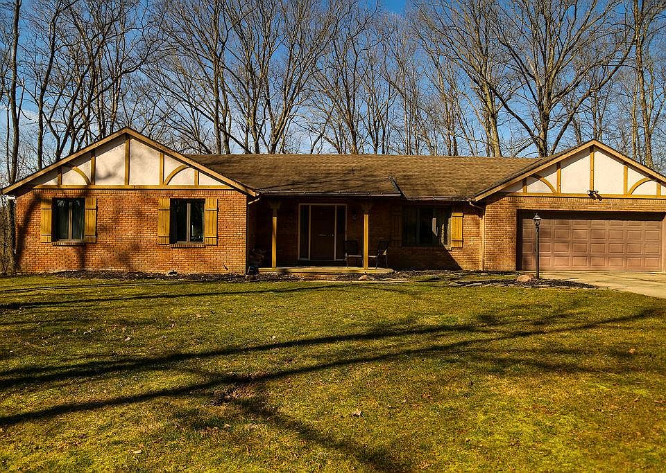 1st image of 2130 Greenbriar Dr
