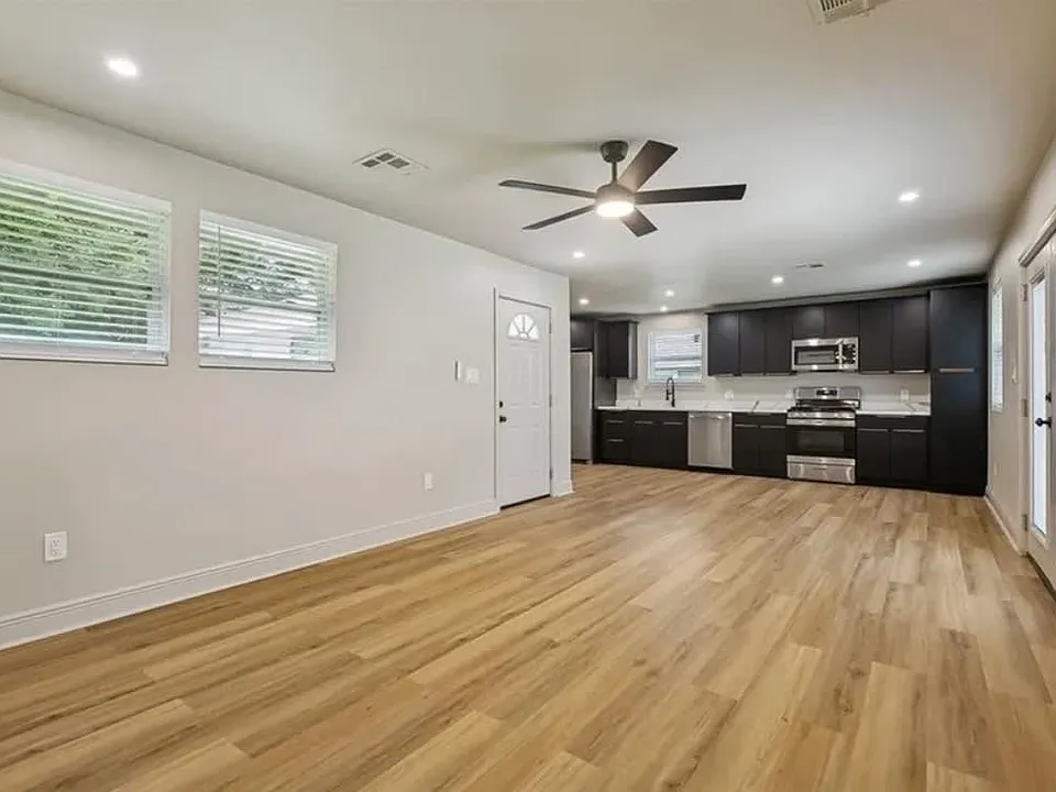 Berkley Dr