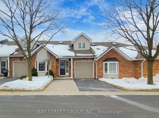 810 Golf Links Rd #34, Hamilton, ON L9K1J7