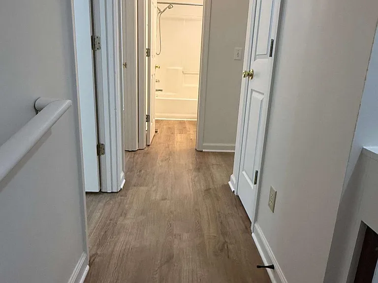 160 2nd St #2 — Photo 25
