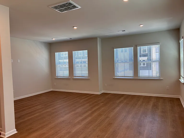 2025 Trident Maple Ln — Photo 14