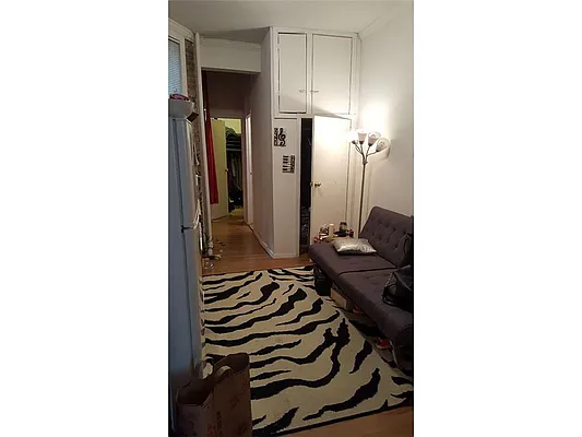 Rented by R New York | media 26