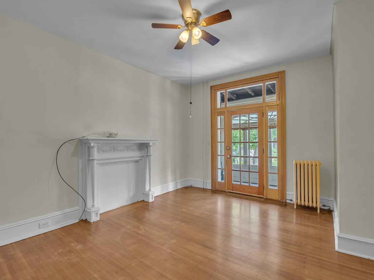 2 bed, 1875 sqft, $1,950 — Photo 2