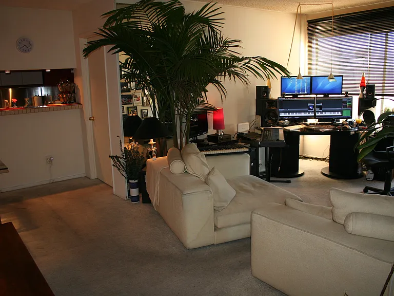 960 Larrabee St #223 — Photo 13