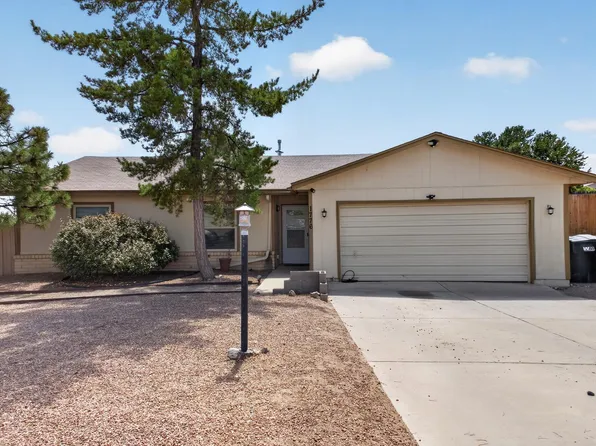 1776 Borealis Ave SE, Rio Rancho, NM 87124