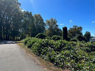 12 S Fernwood St #A, Liberty, SC 29657