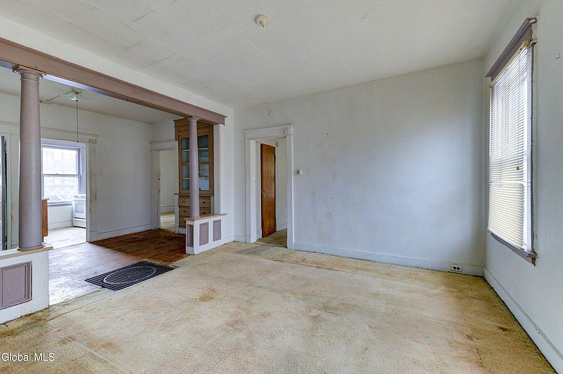 5th image of 25 Steuben Street