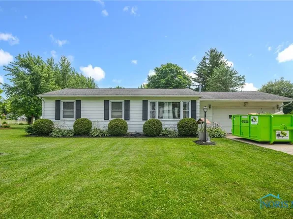 1367 Flechtner Rd, Fostoria, OH 44830