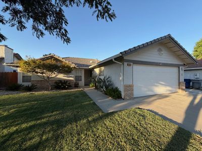 2023 Paul Ave, Clovis, CA, 93611