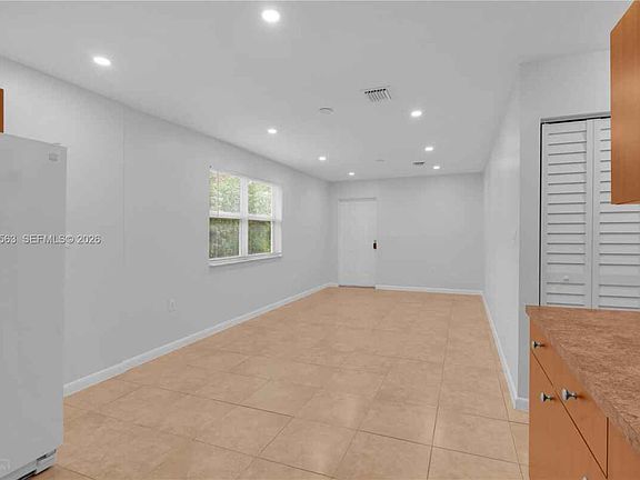 4th image of 1451 NW 51st Ter