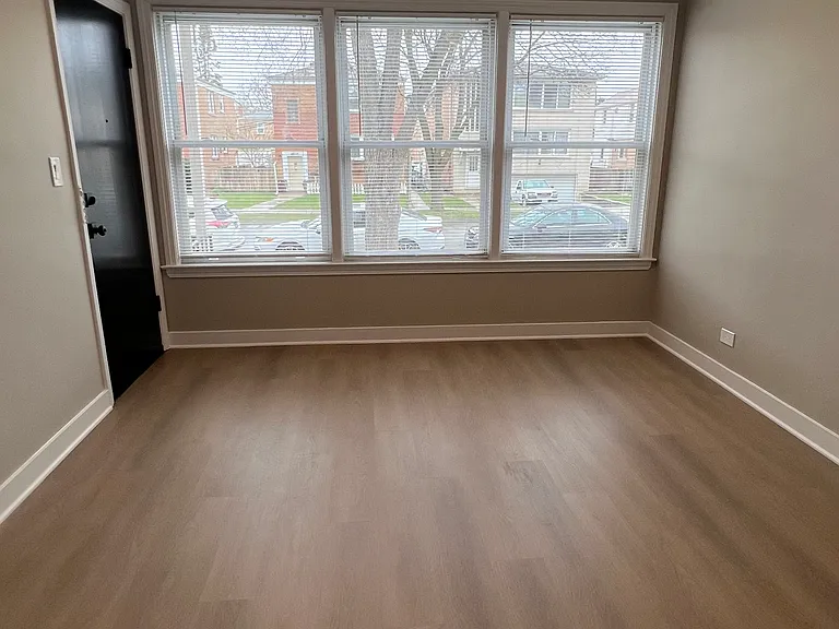 4835 Hull St #1E — Photo 10