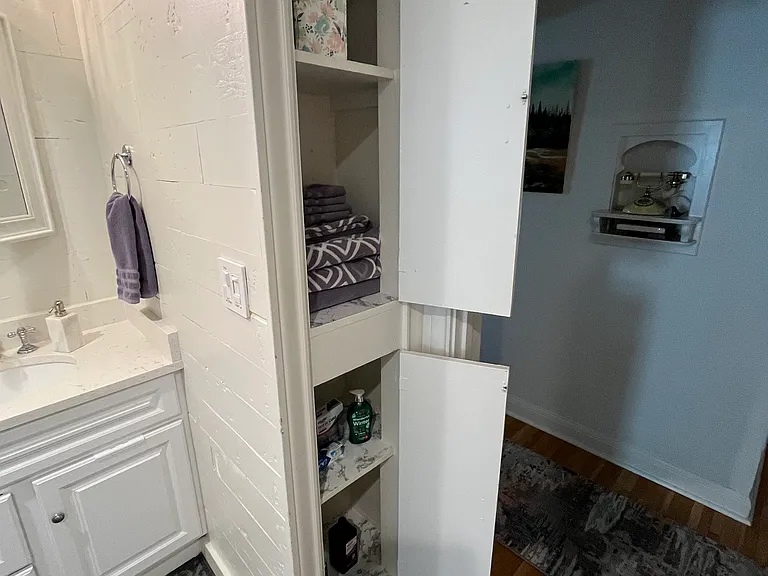 1166 Albany St — Photo 42