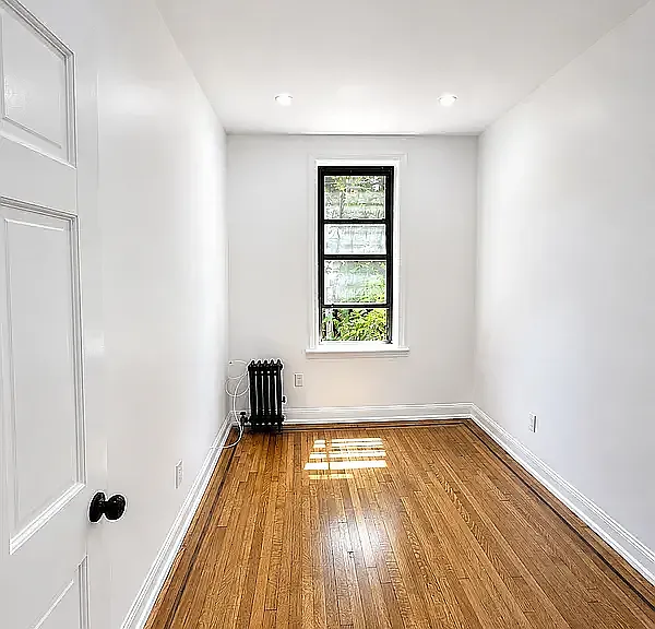 25-43 45th St #1B — Photo 15