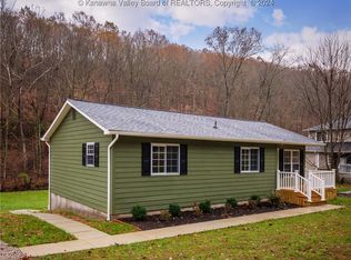 1875 Angel Fork Rd, Saint Albans, WV 25177
