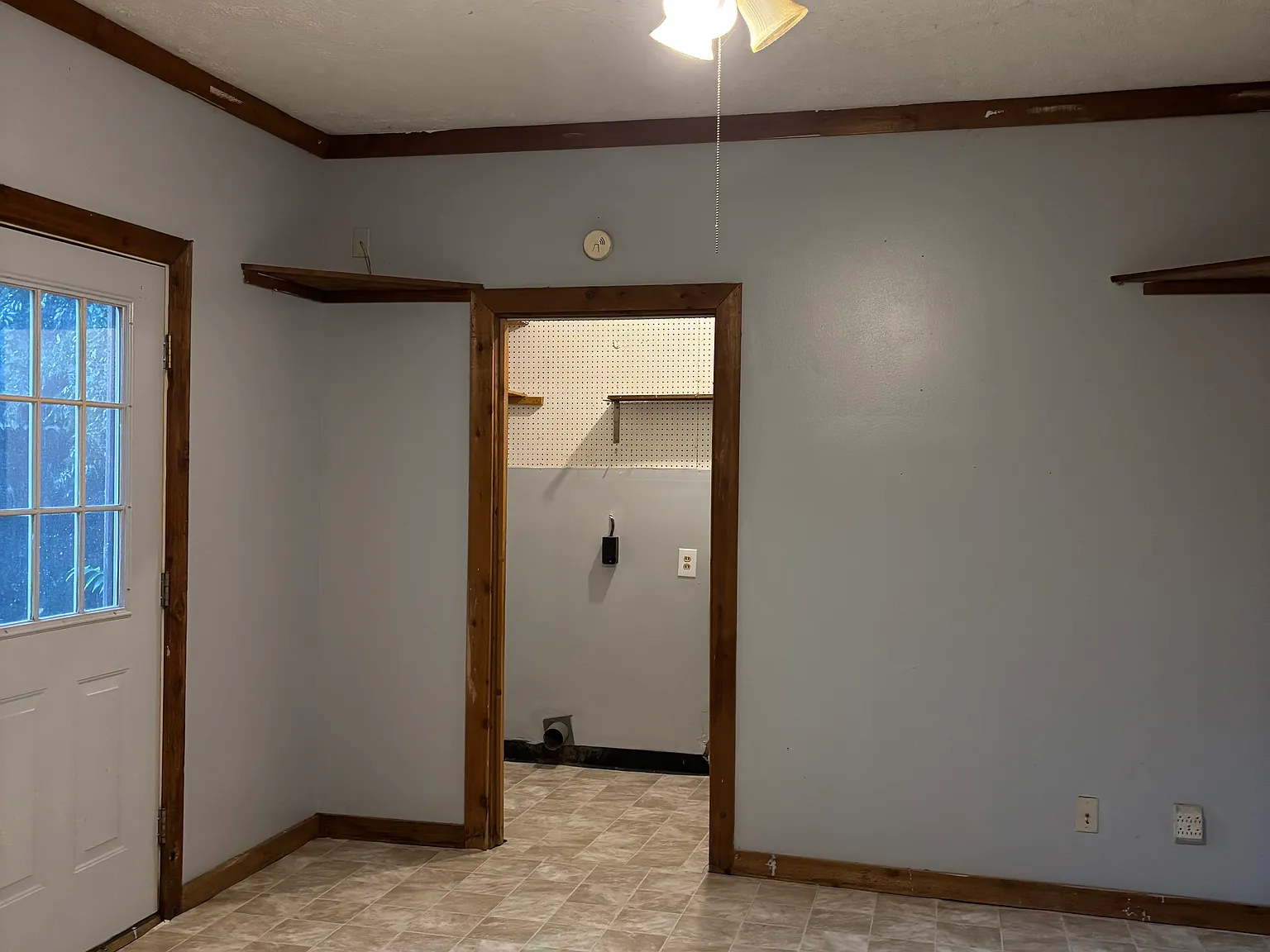 3 bed, 1388 sqft, $1,000 — Photo 3