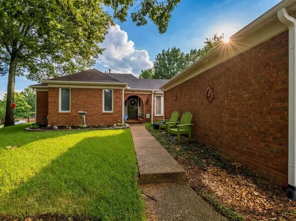 8311 Walnut Grove Rd, Cordova, TN 38018