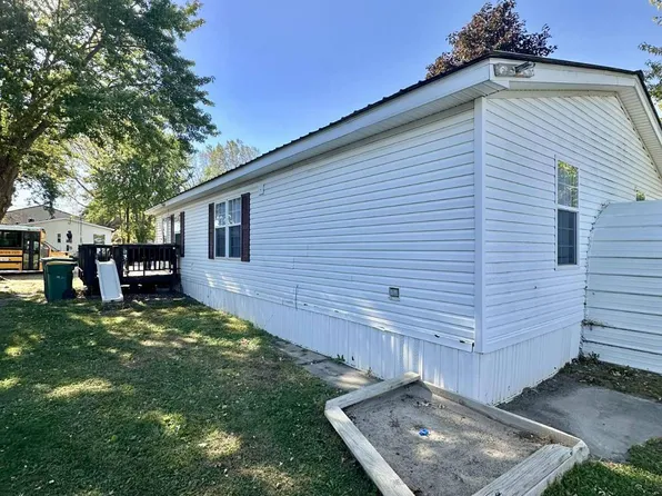 115 Riverside Ter #115, Watertown, MN 55388