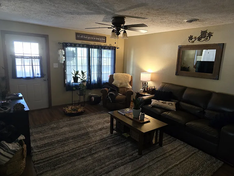 610 Nebraska Ave — Photo 5