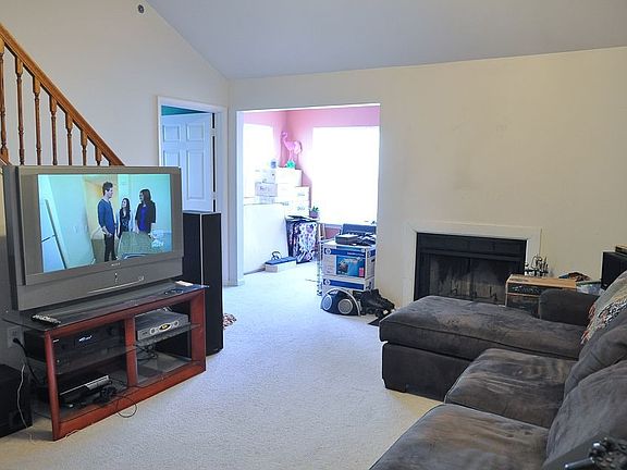 Living area + sun room