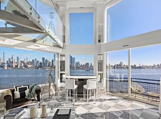 600 Harbor Blvd #1079-81, Weehawken, NJ