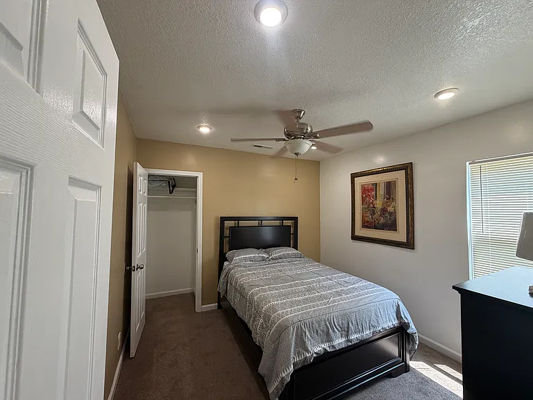 3237 Garfield Ave #1B — Photo 11