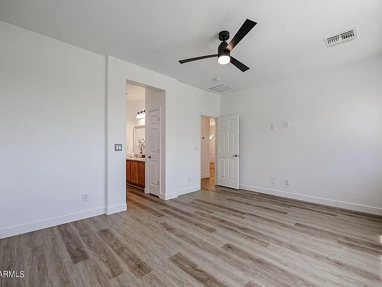 39768 N High Noon Way — Photo 12